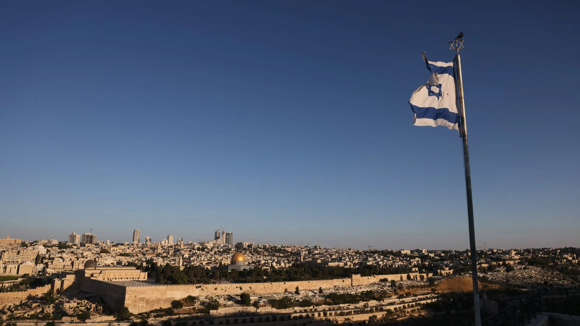 14 دولة تصدر بيانا مشتركا بعد افتتاح إقليم أرض الصومال سفارة له في القدس