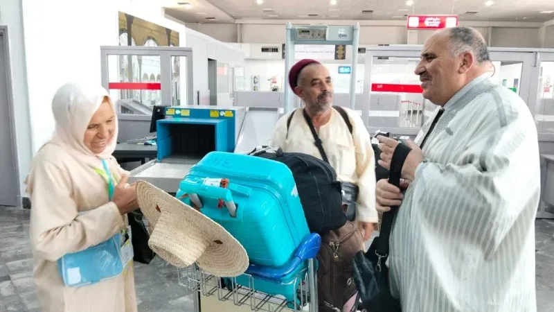 تونس تستقبل أول رحلة للحجيج العائدين من البقاع المقدسة
