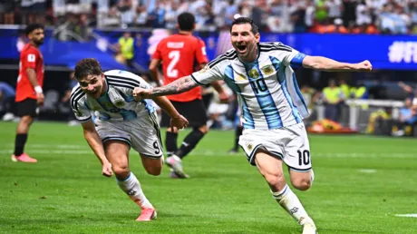 نجم عربي واحد بين كبار العالم.. "الفيفا" يعلن قائمة المرشحين للتشكيلة المثالية لمونديال 2026
