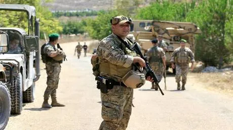 مستشار نتنياهو: تنفيذ الاتفاق مع لبنان مرتبط بنزع سلاح "حزب الله"