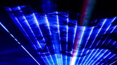 روسيا تطور أصغر جهاز ليزر نانوي في العالم