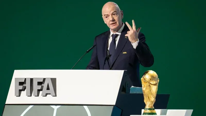 تسريبات العشيقة المزعومة تلاحق إنفانتينو..ومسؤولو ويفا يتحركون للتحقيق