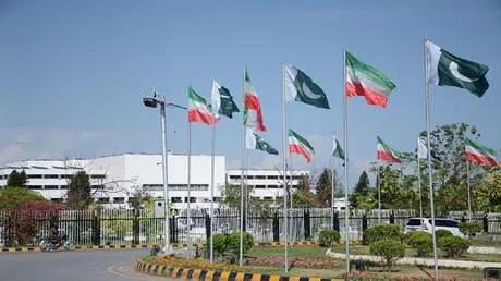 إيران تنفي إجراء أي مفاوضات مع واشنطن في الوقت الراهن
