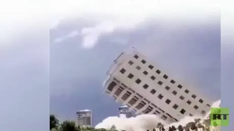 فنزويلا.. مشاهد مروعة لانهيار الأبراج السكنية