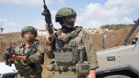 الجيش الإسرائيلي يلقي القبض على 3 عناصر من "رواد الباشان" في منطقة جبل الشيخ السورية (فيديو)