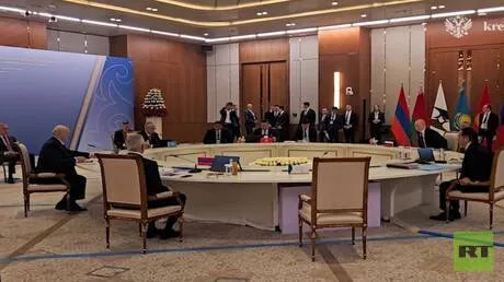 كازاخستان.. انطلاق الجلسة الأولى لأعمال اجتماع قادة الاتحاد الاقتصادي الأوراسي في أستانا
