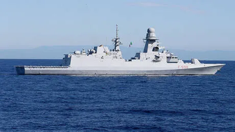 وزارة الدفاع الإيطالية: تفتيش ناقلة نفط ترفع علم الكاميرون بعد اعتراضها