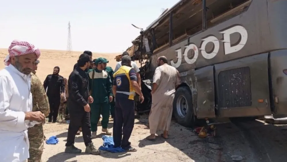 وفاة 35 وإصابة 30.. ارتفاع ضحايا حادث تصادم حافلتين في سوريا