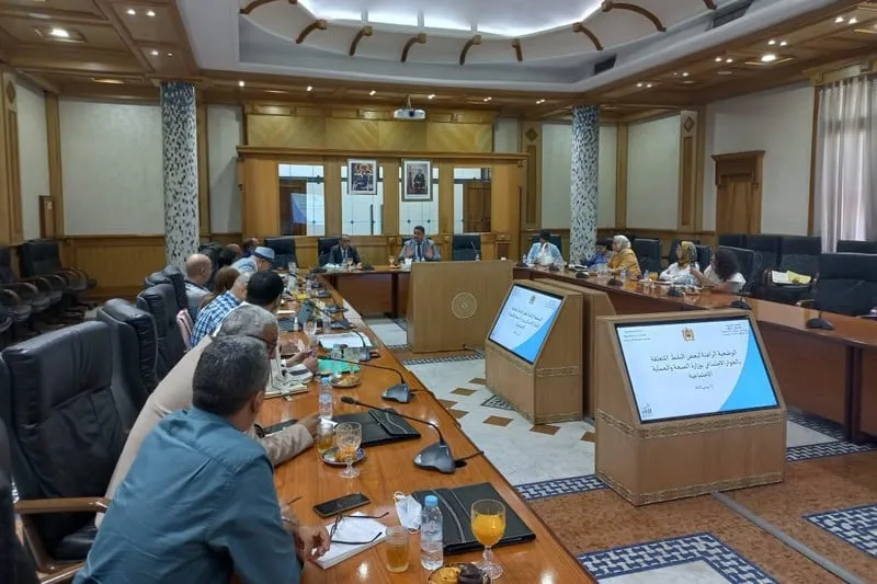 تنزيل المجموعات الصحية الترابية يثير مطالب بتنسيق الوزارة مع النقابات