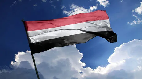 عضو مجلس القيادة اليمني يحذر من انتهاكات الحوثيين ويدعو إلى وحدة الصف الوطني