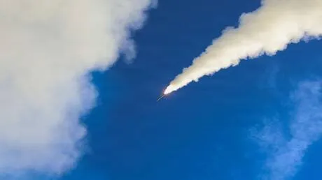 "بلومبرغ": الولايات المتحدة قد تنشر صواريخ فرط صوتية في الشرق الأوسط