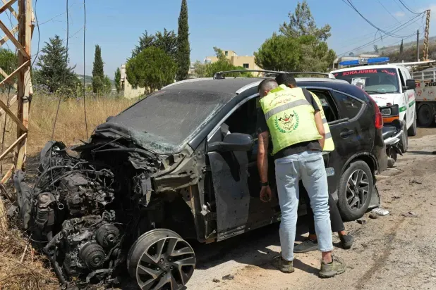 قتيل وجريح في ضربتين إسرائيليتين في جنوب لبنان