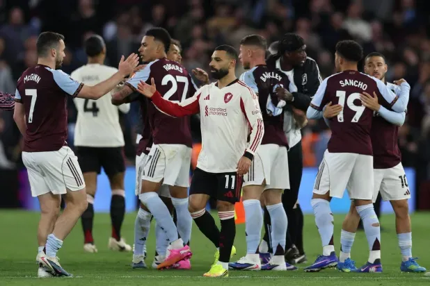 فيلا يصعق ليفربول برباعية ويضمن «مقعد دوري الأبطال»