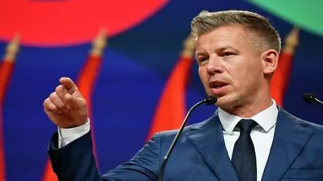 رئيس وزراء هنغاريا الجديد يلوح بتغيير موقف بلاده في الاتحاد الأوروبي تجاه إسرائيل