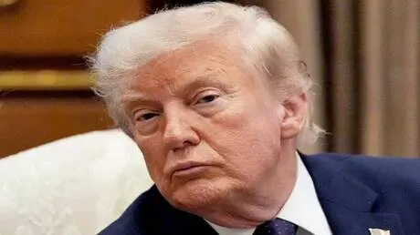 لافتات في إيران تعرض مكافأة 100 مليون دولار لقتل ترامب