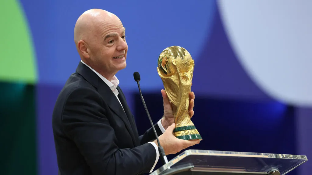إنفانتينو يعلن إلغاء خطط بيع الفيفا حصة في كأس العالم مقابل 20 مليار دولار