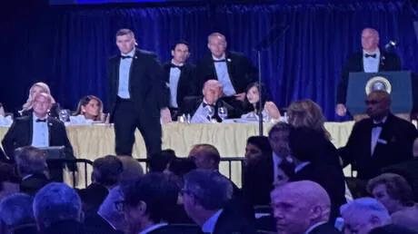 صحيفة تركية: حادث إطلاق النار في واشنطن قد يكون "رسالة سياسية"