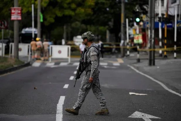 سبعة قتلى بتفجير عبوة ناسفة في جنوب غرب كولومبيا