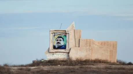 تركيا.. الأكراد في ديار بكر يطالبون بإطلاق سراح أوجلان من السجن