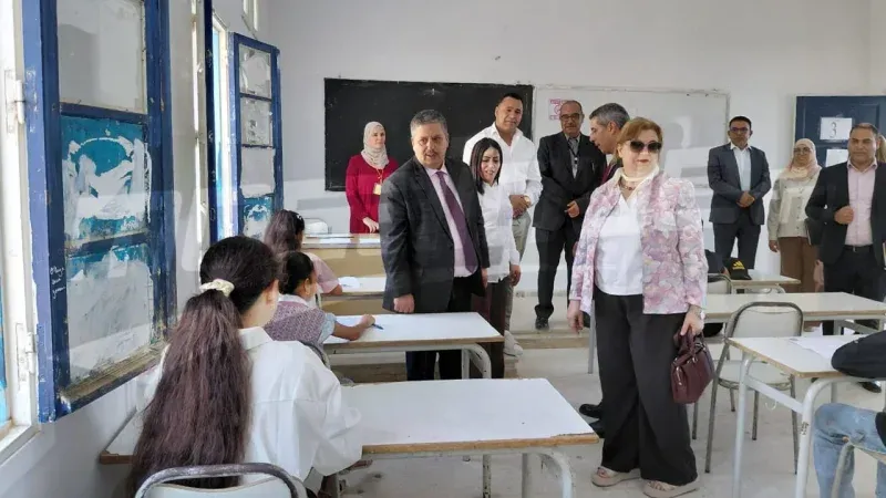 وزير التربية يُواكب انطلاق 'السيزيام' في بنزرت