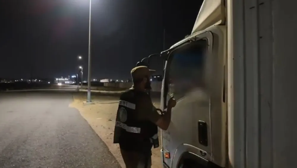 صور | حملهم داخل شاحنة.. ضبط 4 مقيمين حاولوا دخول مكة دون تصريح