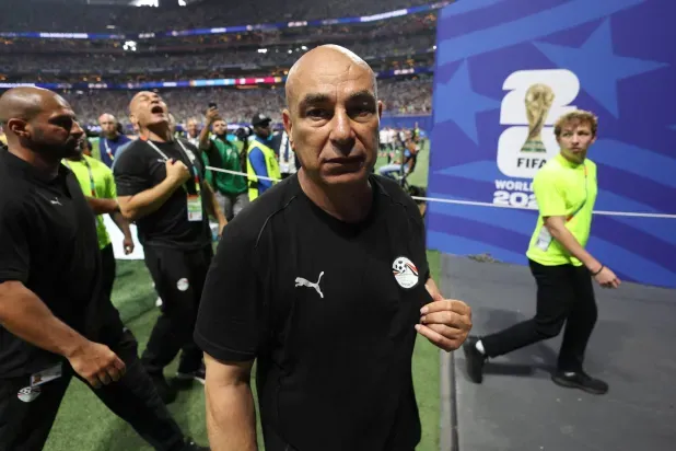 حسام حسن: «فيفا» ساند الأرجنتين من أجل استمرار ميسي في المونديال