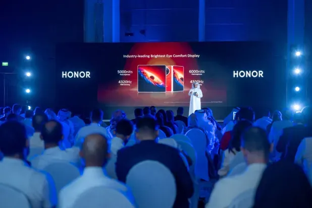 «HONOR» تكشف عن هاتف «Magic V6 وتطلق HONOR Business» في السعودية