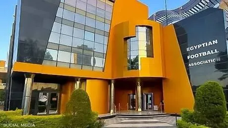 مفاجأة كروية مرتقبة.. "سوبر" يجمع بطلي مصر والإمارات بعوائد مالية ضخمة