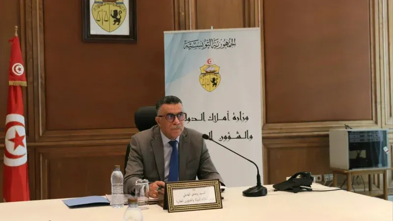 وزير أملاك الدولة: أهمية رفع نسق تسوية الوضعيات العقارية