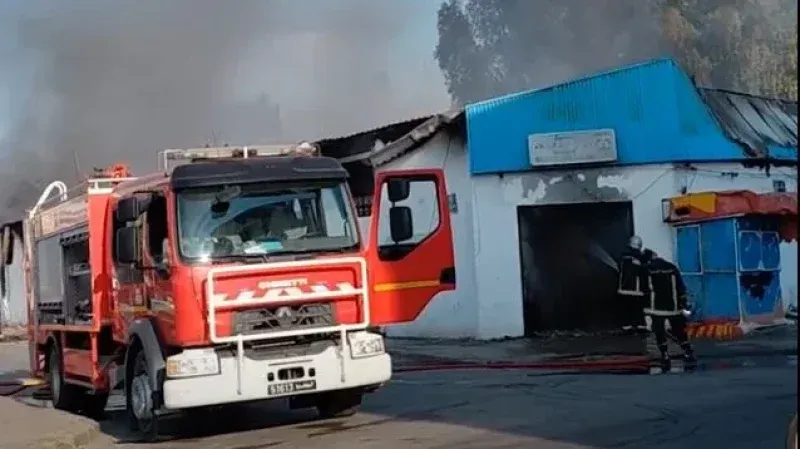 وزارة الداخلية: التحقيق جارٍ لتحديد أسباب الحريق بسوق سيدي عبد السلام