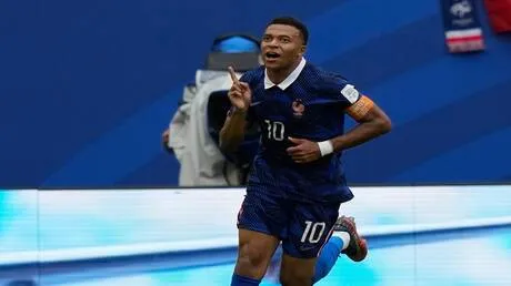 الهداف التاريخي لكأس العالم.. مبابي يحطم رقمين لميسي