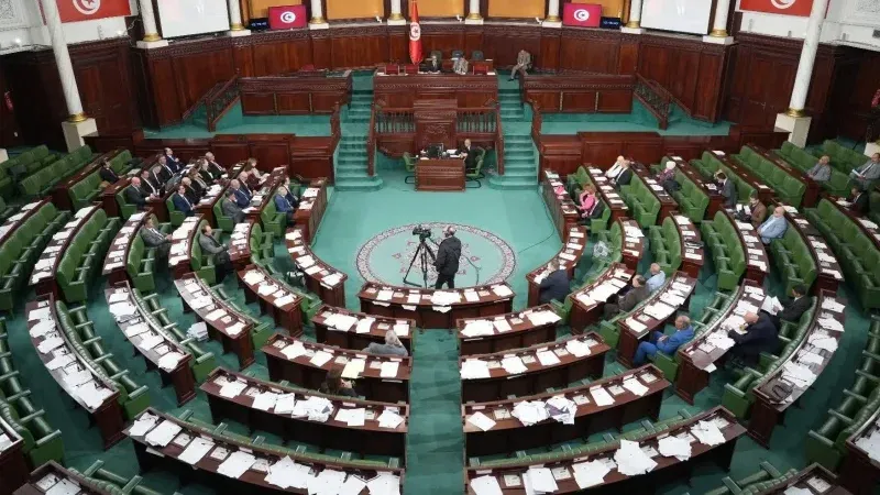 اليوم.. جلسة سريّة للنظر في رفع الحصانة عن نوّاب