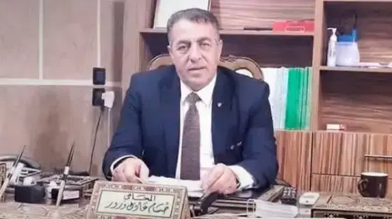 بعد ترحيبه بالقوات الحكومية.. مقتل رئيس بلدية صحنايا وابنيه رمياً بالرصاص (فيديو) بعد ترحيبه بالقوات الحكومية.. مقتل رئيس بلدية صحنايا وابنيه رمياً بالرصاص (فيديو)