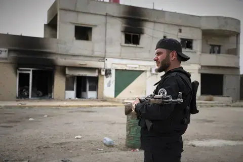 دعوات درزية لتدخل خارجي إثر أحداث صحنايا.. وإسرائيل تهدد دمشق دعوات درزية لتدخل خارجي إثر أحداث صحنايا.. وإسرائيل تهدد دمشق