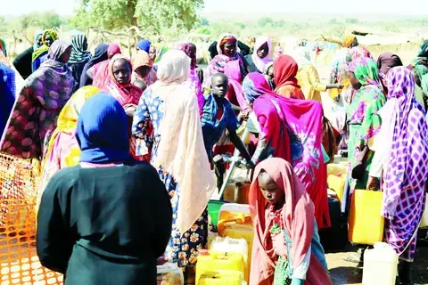 حضور إماراتي فاعل في مخيمات اللاجئين بالدول المجاورة للسودان حضور إماراتي فاعل في مخيمات اللاجئين بالدول المجاورة للسودان