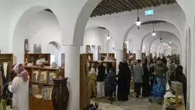 العباءات النسائية ترفع طلبات بشوت الأحساء إلى 300%