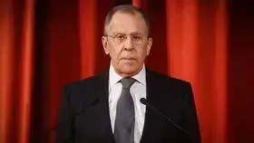 لافروف يسخر من قادة أوروبا الصغار