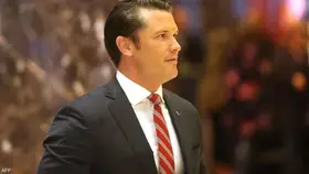 وزير الدفاع الأمريكي يحذر إيران من عواقب دعمها للحوثيين