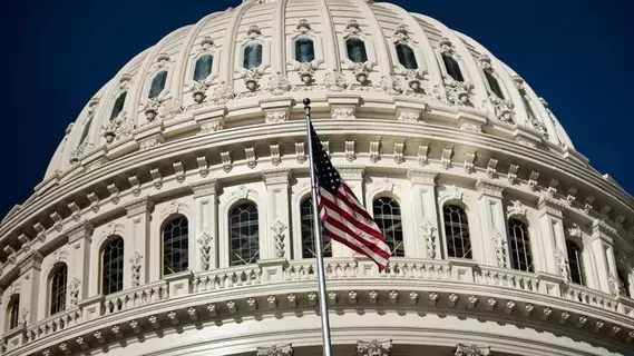 اتفاق بشأن الإنفاق الإجمالي الأمريكي.. 1.6 تريليون دولار لتجنب الإغلاق الحكومي اتفاق بشأن الإنفاق الإجمالي الأمريكي.. 1.6 تريليون دولار لتجنب الإغلاق الحكومي