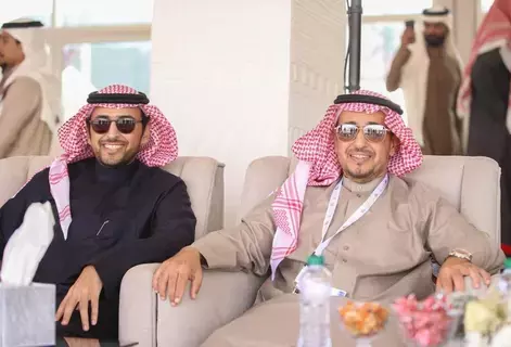 النهدي يتوج بجائزة "نخبة النخبة" في مهرجان الملك عبدالعزيز للإبل بنسخته الثامنة للون الوضح النهدي يتوج بجائزة "نخبة النخبة" في مهرجان الملك عبدالعزيز للإبل بنسخته الثامنة للون الوضح