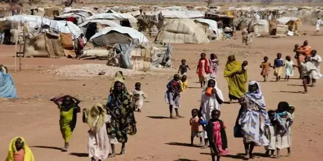 7.5 ملايين عدد النازحين واللاجئين في السودان 7.5 ملايين عدد النازحين واللاجئين في السودان