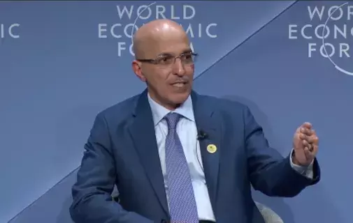 وزير المالية: نتطلع لمشاريع أكثر ولكن هذا يعتمد على القروض وزير المالية: نتطلع لمشاريع أكثر ولكن هذا يعتمد على القروض