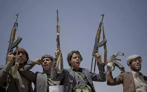 إدارة بايدن تُعيد تصنيف الحوثيين ككيان "إرهابي دولي مصنف تصنيفًا خاصًا" إدارة بايدن تُعيد تصنيف الحوثيين ككيان "إرهابي دولي مصنف تصنيفًا خاصًا"