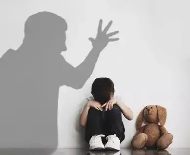 الضرب شهريا يؤثر على قرارات الأطفال الضرب شهريا يؤثر على قرارات الأطفال