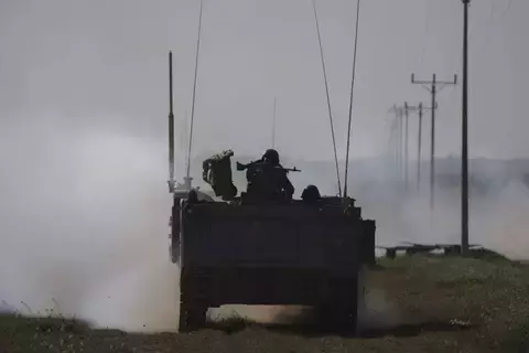 الوباء الكبدي يضرب نازحي غزة الوباء الكبدي يضرب نازحي غزة