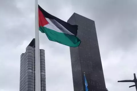 الخارجية الفلسطينية: عضوية دولة فلسطين في الأمم المتحدة لا تحتاج لإذن من نتنياهو الخارجية الفلسطينية: عضوية دولة فلسطين في الأمم المتحدة لا تحتاج لإذن من نتنياهو