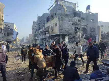 محادثات باريس تسجل اختراقا وقصف الاحتلال مستمر محادثات باريس تسجل اختراقا وقصف الاحتلال مستمر