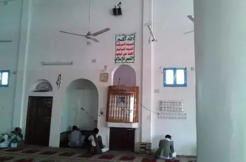 الحوثي يشترط التصريح لإقامة الصلاة في رمضان الحوثي يشترط التصريح لإقامة الصلاة في رمضان