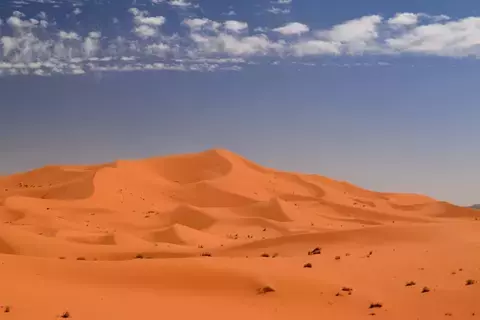 سر الكثبان الرملية المغربية سر الكثبان الرملية المغربية