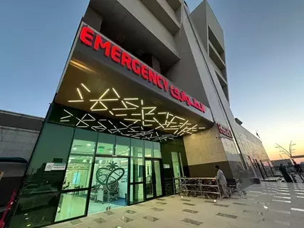 جراحة تعيد الحركة لمريض بعد شلل الأطراف الأربعة جراحة تعيد الحركة لمريض بعد شلل الأطراف الأربعة